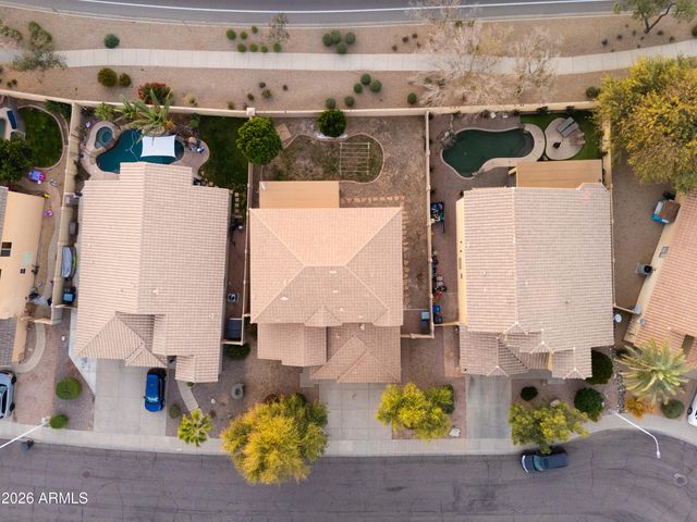 562 N KIMBERLEE Way, Chandler, AZ 85225