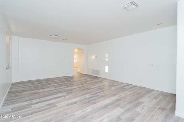 562 N KIMBERLEE Way, Chandler, AZ 85225