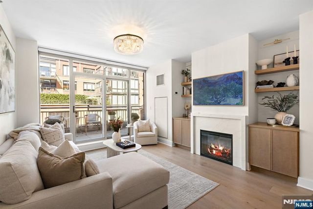 1125 Maxwell Lane 434-436, Hoboken, NJ 07030