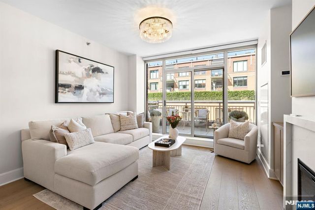 1125 Maxwell Lane 434-436, Hoboken, NJ 07030