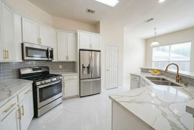 6015 Ida Rose Court, Katy, TX 77449