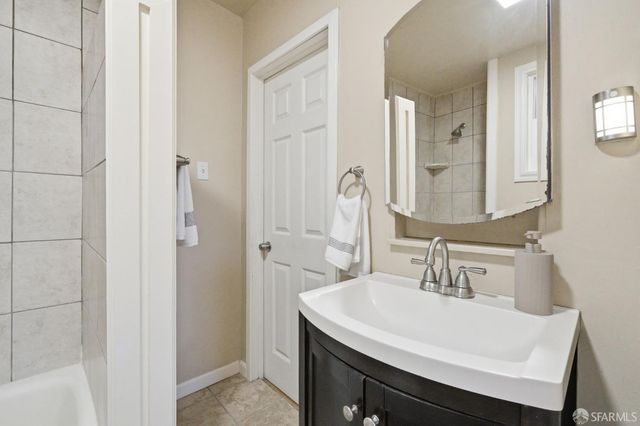 462 bellevue Avenue, Daly City, CA 94014