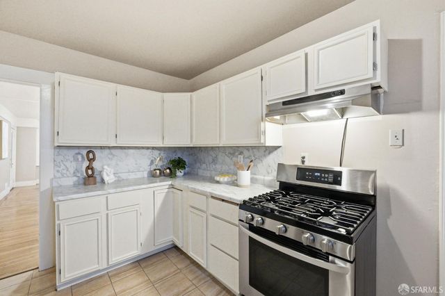 462 bellevue Avenue, Daly City, CA 94014