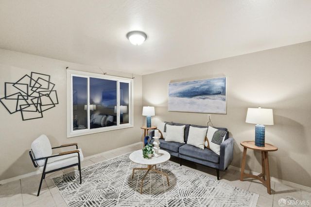 462 bellevue Avenue, Daly City, CA 94014