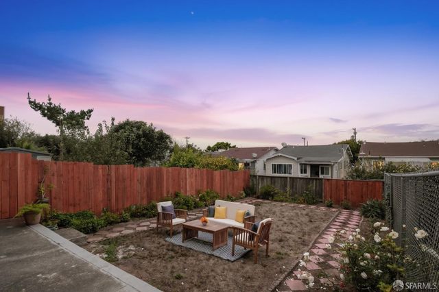 462 bellevue Avenue, Daly City, CA 94014