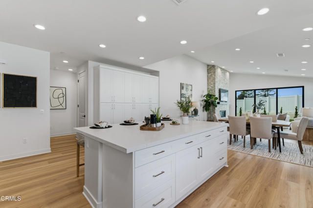 306 E Las Flores Drive, Altadena, CA 91001