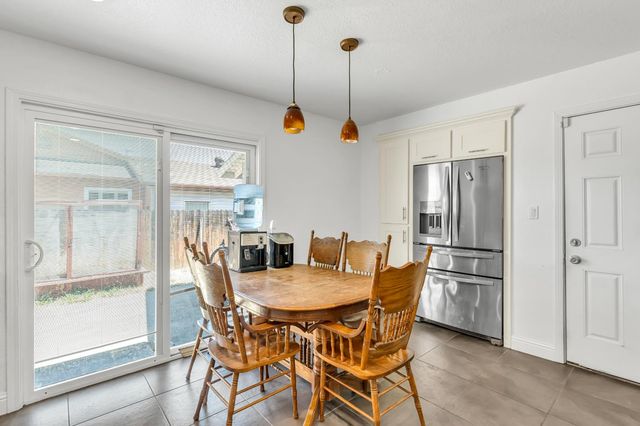 7718 Laurie Way, Sacramento, CA 95832