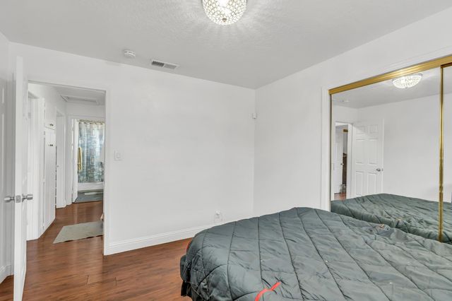 7718 Laurie Way, Sacramento, CA 95832