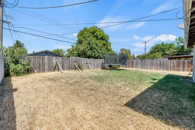 7718 Laurie Way, Sacramento, CA 95832