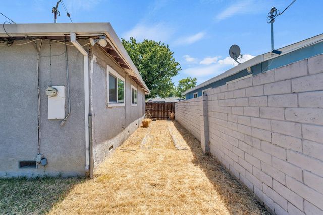 7718 Laurie Way, Sacramento, CA 95832