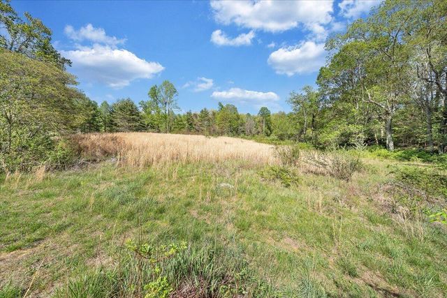1547 Kings Store RD NE, Check, VA 24072