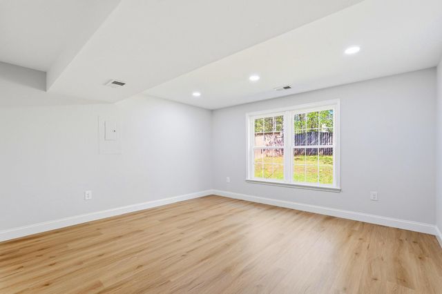 6443 BATTLE ROCK DR, Clifton, VA 20124