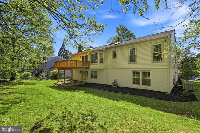 6443 BATTLE ROCK DR, Clifton, VA 20124