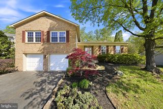 6443 BATTLE ROCK DR, Clifton, VA 20124
