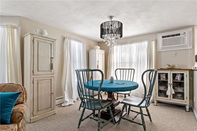 18 Pond Court C, North Providence, RI 02904