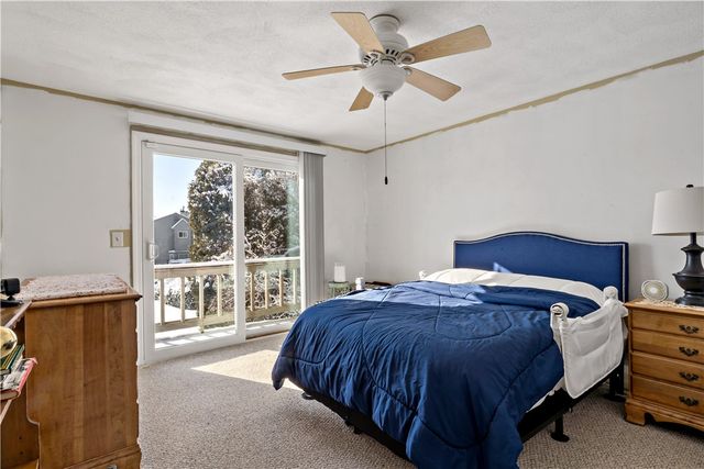 18 Pond Court C, North Providence, RI 02904