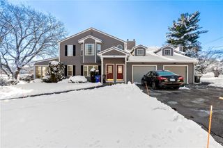 18 Pond Court C, North Providence, RI 02904