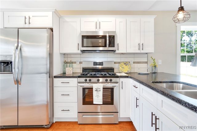 112 Birch Creek, Alden, NY 14004