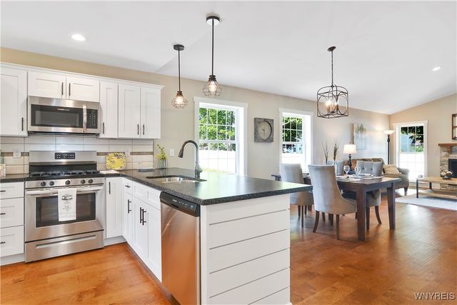 112 Birch Creek, Alden, NY 14004