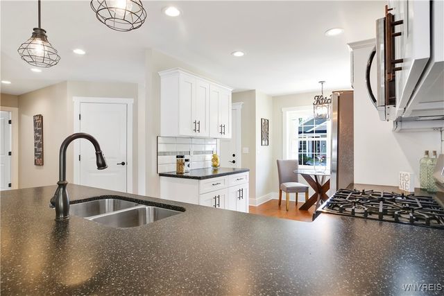 112 Birch Creek, Alden, NY 14004