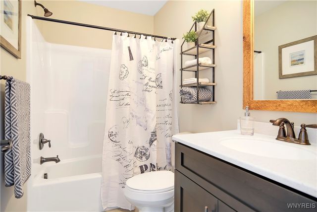 112 Birch Creek, Alden, NY 14004