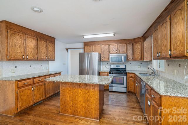 1920 Echo Lane, Gastonia, NC 28052