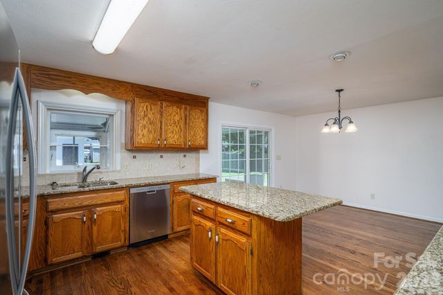 1920 Echo Lane, Gastonia, NC 28052