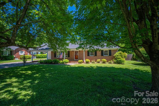 1920 Echo Lane, Gastonia, NC 28052