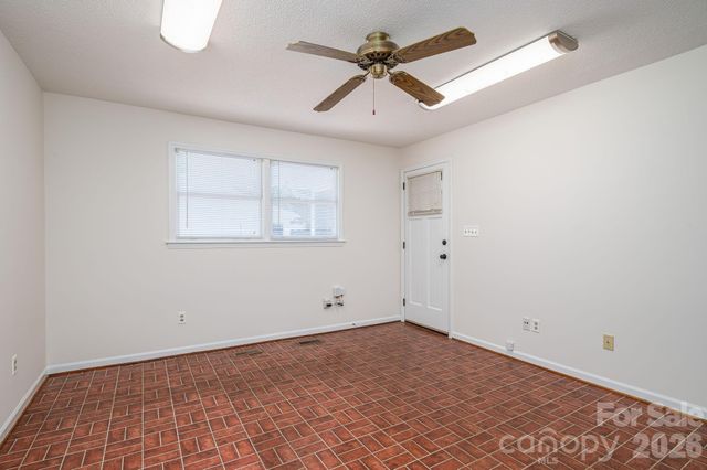 1920 Echo Lane, Gastonia, NC 28052