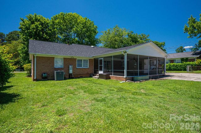 1920 Echo Lane, Gastonia, NC 28052