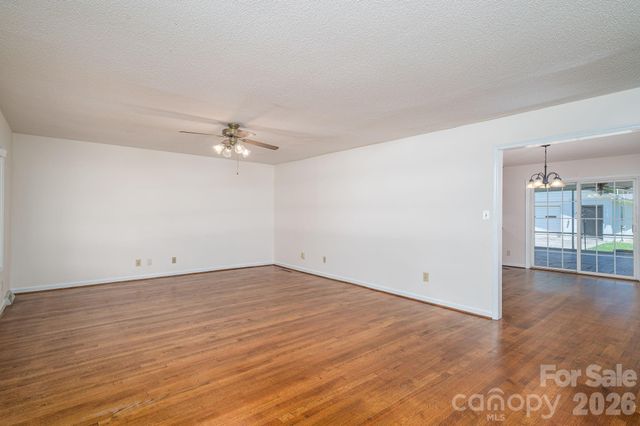1920 Echo Lane, Gastonia, NC 28052