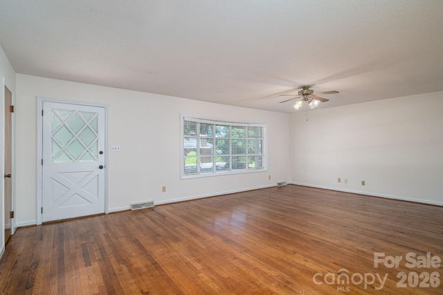 1920 Echo Lane, Gastonia, NC 28052