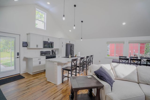 8516 Harlow Avenue Sw, Byron Twp, MI 49315