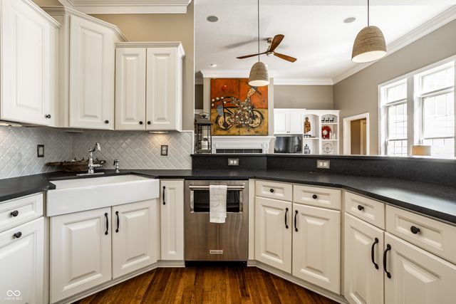 8071 Hopkins Lane, Indianapolis, IN 46250