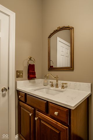 8071 Hopkins Lane, Indianapolis, IN 46250