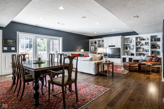 8071 Hopkins Lane, Indianapolis, IN 46250