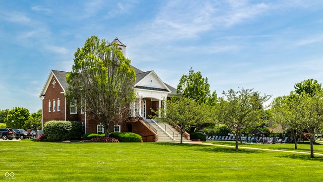 8071 Hopkins Lane, Indianapolis, IN 46250