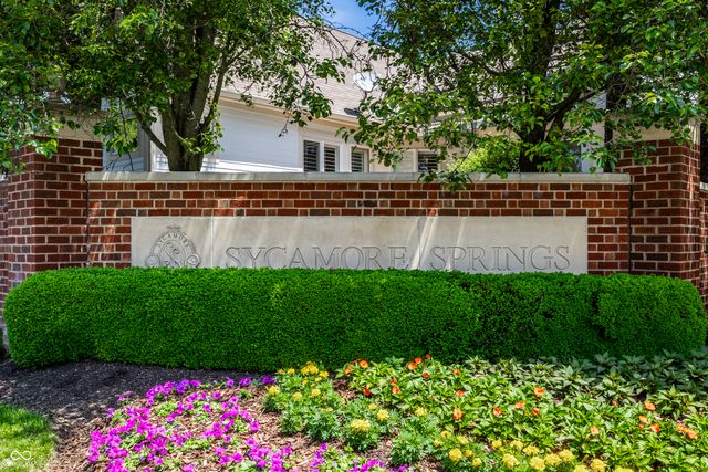 8071 Hopkins Lane, Indianapolis, IN 46250