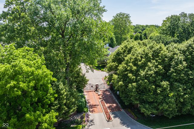 8071 Hopkins Lane, Indianapolis, IN 46250