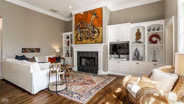 8071 Hopkins Lane, Indianapolis, IN 46250