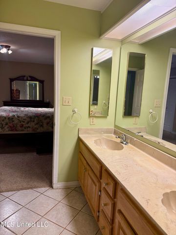 1306 Short Avenue, Pascagoula, MS 39567