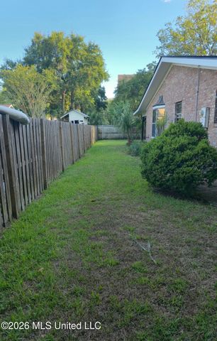 1306 Short Avenue, Pascagoula, MS 39567