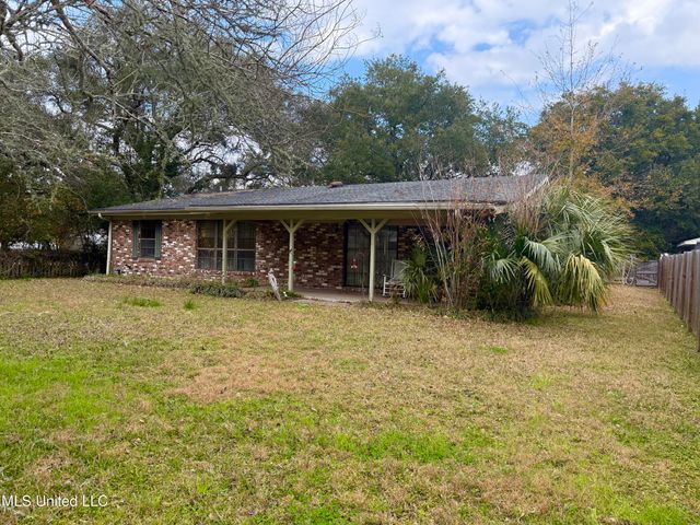 1306 Short Avenue, Pascagoula, MS 39567