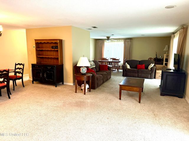 1306 Short Avenue, Pascagoula, MS 39567