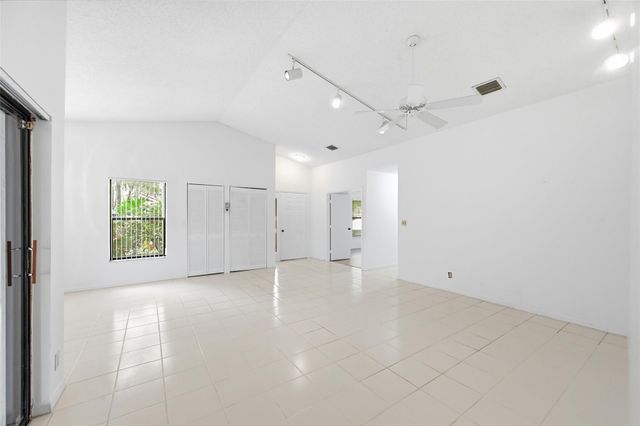 609 Deer Creek Lake Point Lane, Deerfield Beach, FL 33442