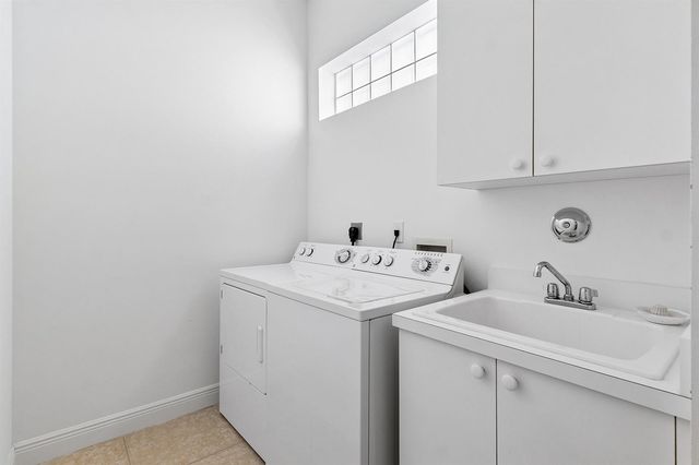 8102 Valhalla Drive, Delray Beach, FL 33446