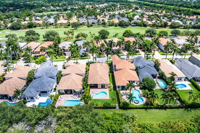 8102 Valhalla Drive, Delray Beach, FL 33446