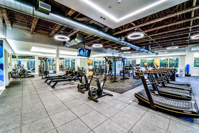 8102 Valhalla Drive, Delray Beach, FL 33446