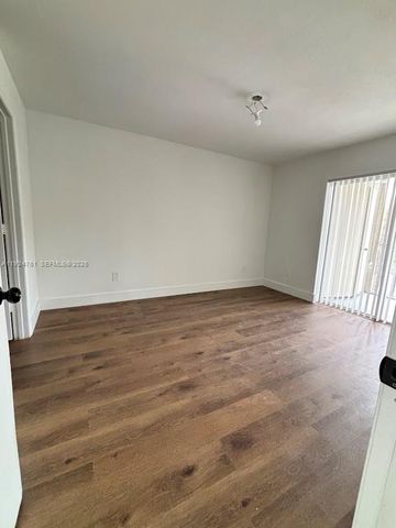 410 S Park Rd 207, Hollywood, FL 33021