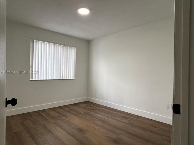 410 S Park Rd 207, Hollywood, FL 33021